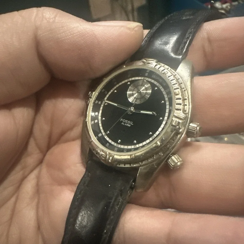 Fossil new battery